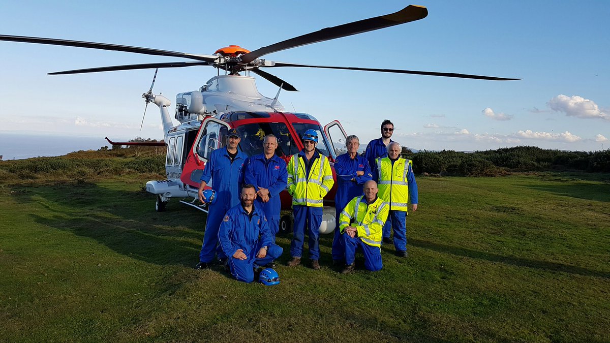 3/3 Both #watchet &amp; #minehead <a href="/MCA_media/">Maritime and Coastguard Agency</a> #HMCoastguard team members present at search pictures with <a href="/UKSAR_StAthan/">Rescue 187 & 188</a>