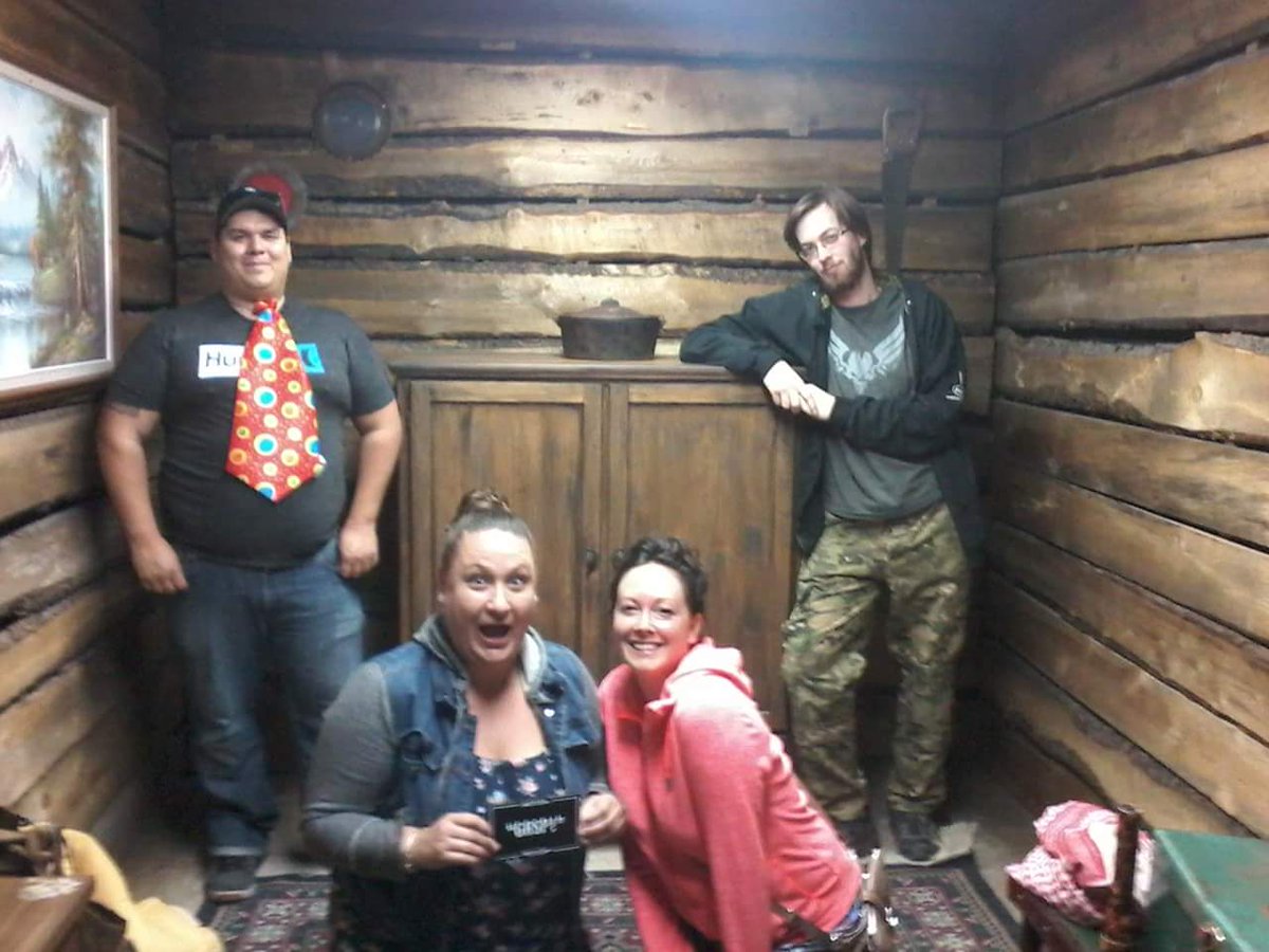 ConfinedEscape's tweet photo. We had an awesome time celebrating Escape Room Day at Confined! Here are some of the latest Confined Teams! #EscapeRoomDay #YYC https://t.co/nxAbGaf7p8