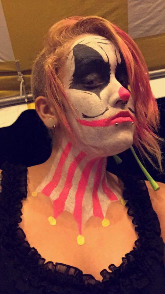 TwistedFxx's tweet photo. Throw back to last year #clown #clownpocalypse #hauntedhouse https://t.co/6B7iOIxrvV