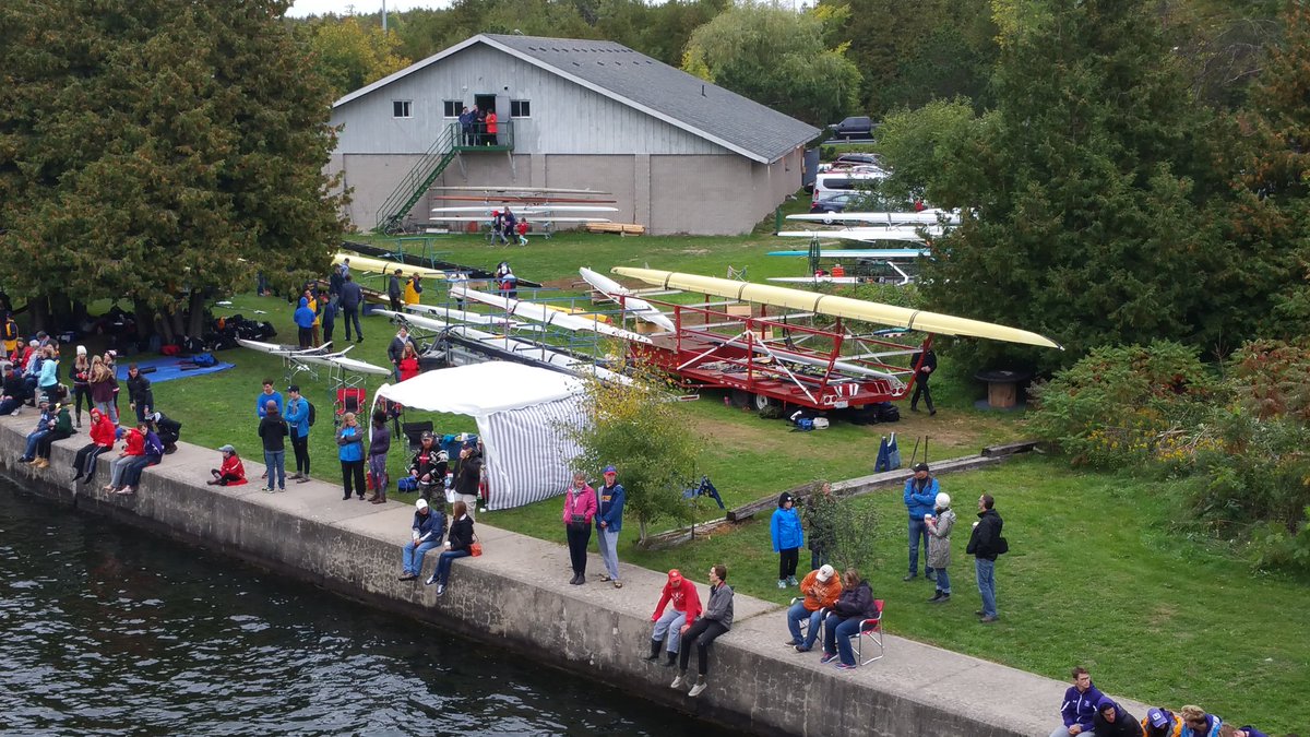 Citizen_Power's tweet photo. @KMacTWN @MurphTWN @NicoleKarkic @RebeccaETraynor @BTtoronto #Trentuniversity #HeadoftheTrent # Regatta #October1st2016 more photos https://t.co/oIrVSxxt6m