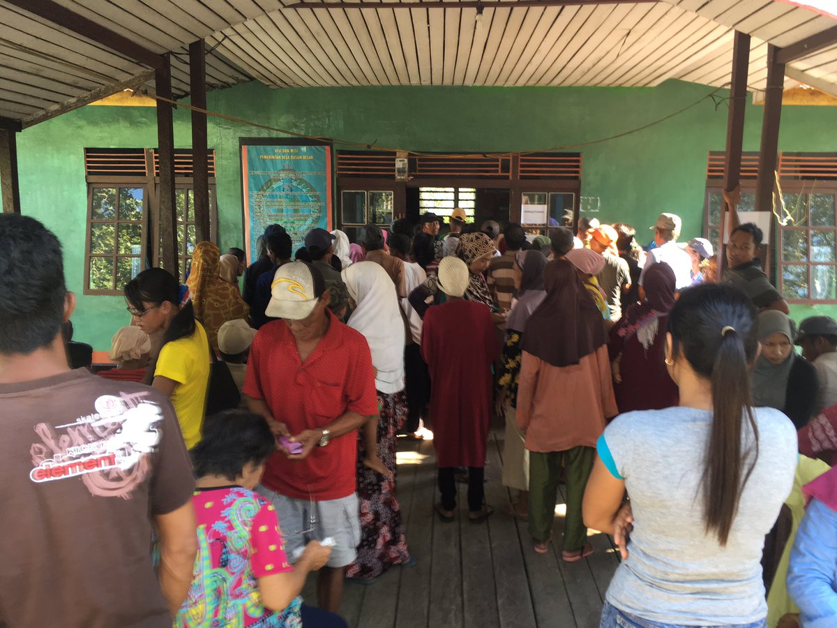 Di Desa Dusun Besar ini pasien yg terjaring sebanyak 1.206 pasien dari berbagai poli kesehatan. <a href="/TNIAL1/">@_tnial_</a> <a href="/pundiamalsctv/">pundi amal sctv</a>