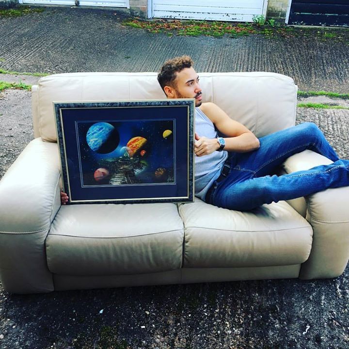 studrinkwater's tweet photo. #art #space #science #netflix #chill #model #pose #sofa #outside #fitness #tanktop #cabbag… https://t.co/lXu7bIl7W6 https://t.co/sfhuC5GzDC