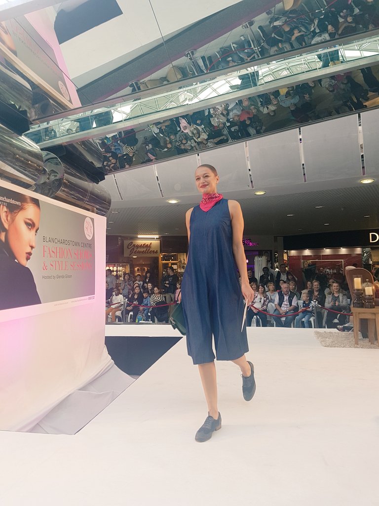 1stoptionmodels's tweet photo. Moving on to Indigo scene! #BlanchStyle #1stOptionModels https://t.co/ZfODgzh9vP