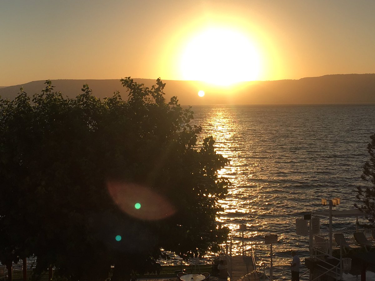 Am sorry to be saying goodbye to this beautiful place.  Sunrise at the Sea of Galilee.