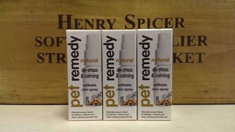 Single_Eye's tweet image. Excellent for Fireworks night - Pet Remedy Natural De-stressing Spray for  #cats &amp;amp; #dogs - ebay.eu/2duf4ku