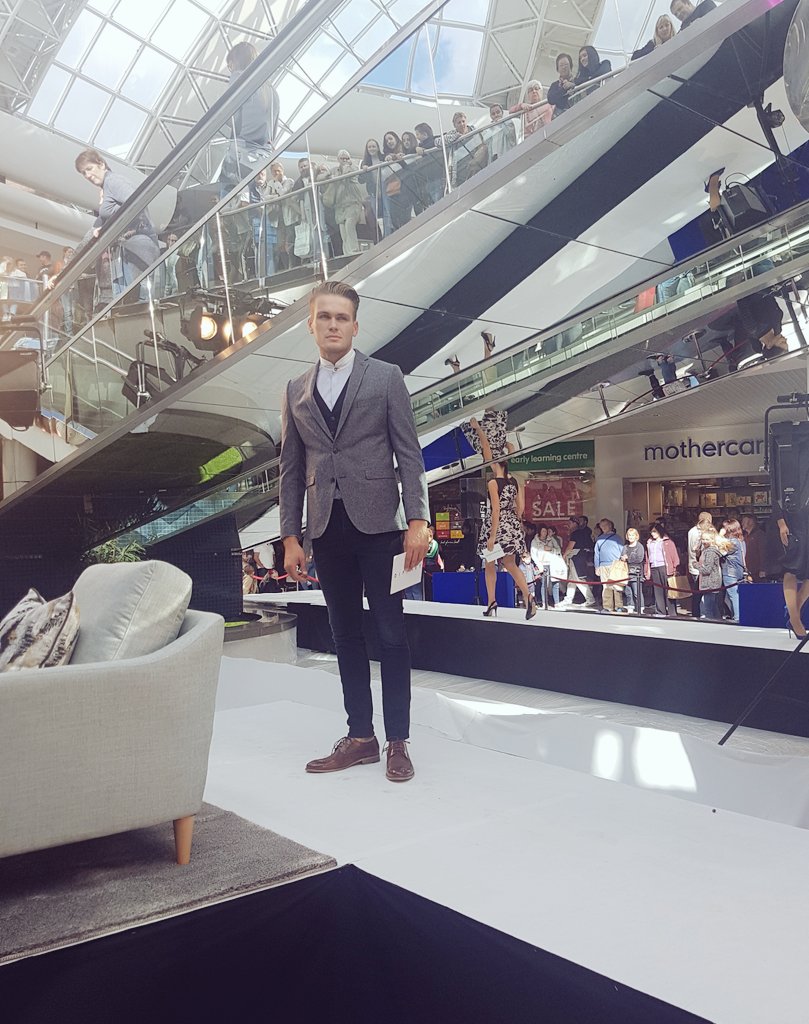 1stoptionmodels's tweet photo. Want some inspiration for Occasion Wearing?.. check out this looks from Style Weekend @blanchcentre #BlanchStyle #1stOptionModels https://t.co/m8cR91o7Ul