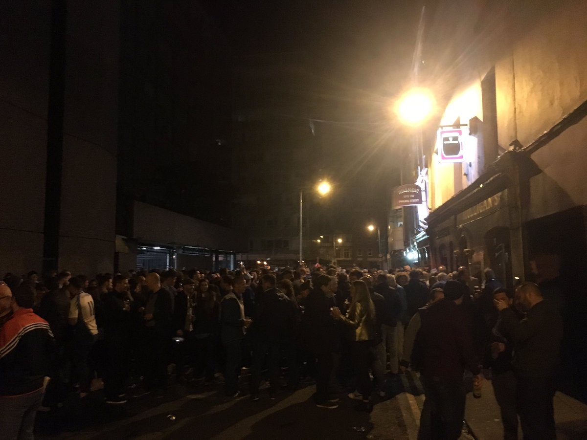 econ82's tweet photo. Looks like Croke Park decamped to #mulligans #poolbegst last night #DUBvMAYO https://t.co/2gP8LNmeij