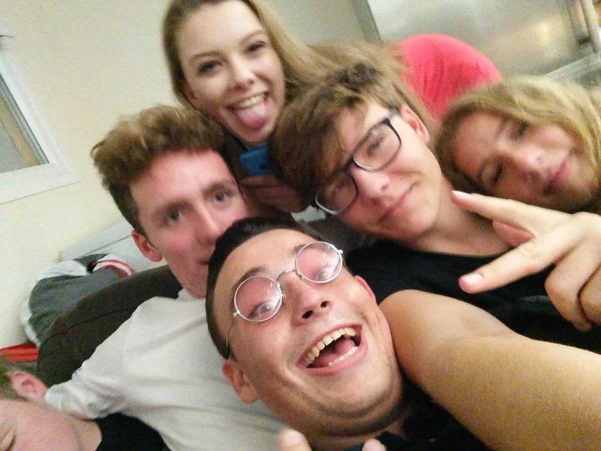 cameron_2212's tweet photo. This weekend has been mad 🎉😬 https://t.co/kQa2zy107A