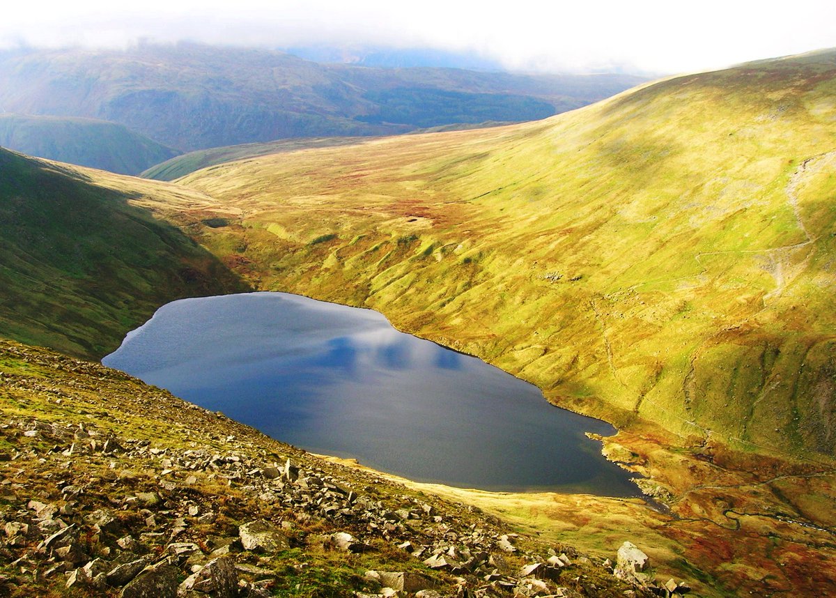 NfStuart's tweet photo. Grisedale Tarn &amp; Dollywagon Pike. #LakeDistrict Oct. 2005 ! https://t.co/Zg0m0DOJEe
