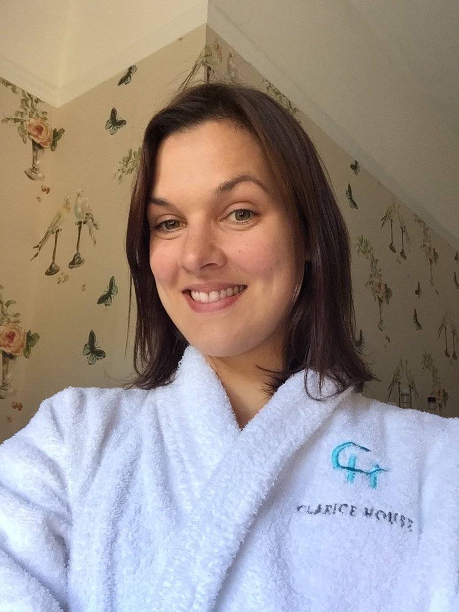 AJKInspired's tweet photo. #claricehouse Bury St Edmunds. Spa treatments, prosecco and reading a book! Bliss! Xx https://t.co/32Jwy9TJqh