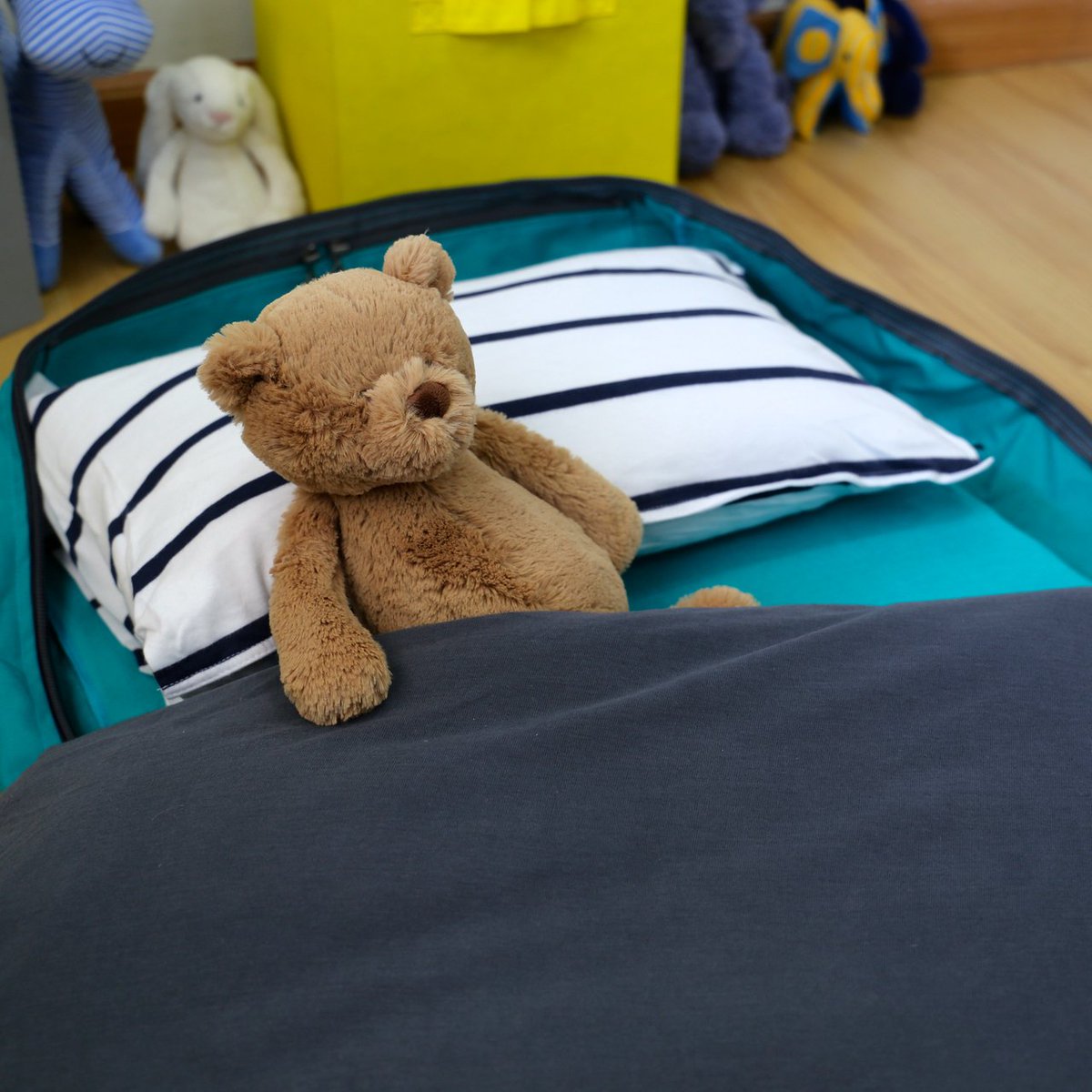 BundleBeds's tweet photo. Photo inspiration...Cosy Teddy ready for bed!
Enter to WIN 1 of 3 Bundle Bed duffel bags... #BBphotocomp #BundleBeds https://t.co/vdVFrErs0j
