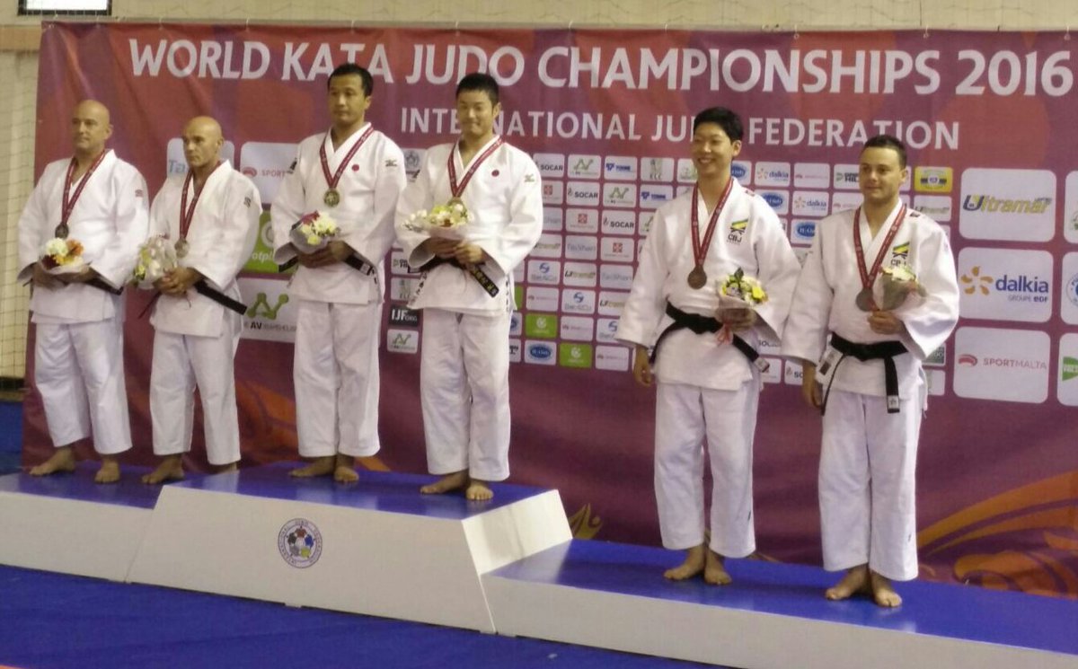 Raukamp's tweet photo. Gracias a todos. Subcampeones del Mundo de Judo Kata. Feliz. https://t.co/YoKTxML4PW
