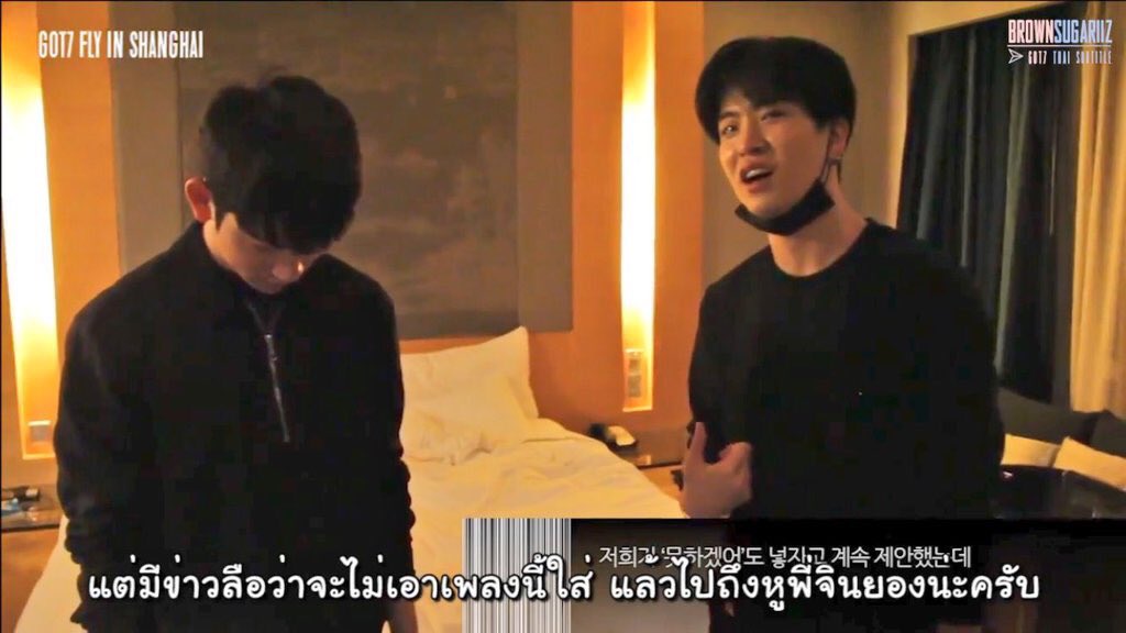 _sunshine501's tweet photo. เรื่องเพลง Can't นี่จินยองงอนเมมเบอร์มาก งอนเรื่องที่คิดว่าจะไม่เอาเพลงตัวเองใส่ในคอน งอนทั้งเรื่องที่เมมเบอร์ไม่ตื่นเต้นกับเพลง 55555555555 https://t.co/0KYlNVvo1I