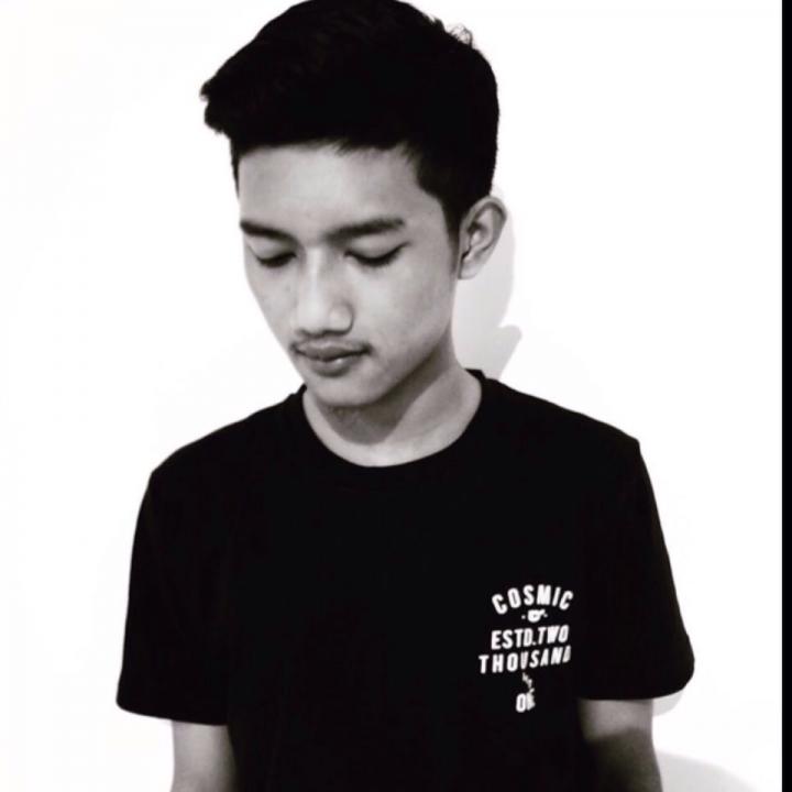 IrvanRicky23's tweet photo. Come hangout with me on #BIGOLIVE. https://t.co/hrsuw0OcfE https://t.co/0xGQb3OdnS