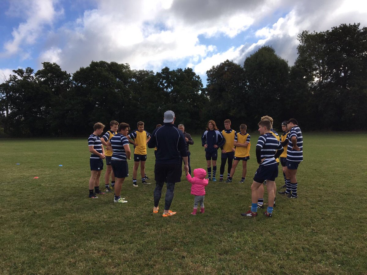 JamesHKSnape's tweet photo. Great weekend at @WESTCOMBE_PARK wins for 1s &amp; 2s and a great family day coaching the U16 #fortresscombe #RugbyFamily https://t.co/lPidw2pWWI