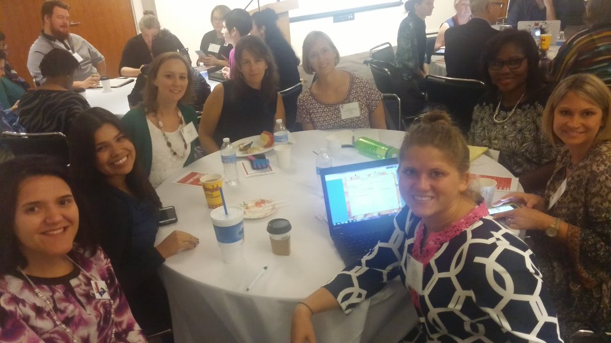 Jennifer082007's tweet photo. The best collegue circle ever!! Literacy Ninjas!!! #ECET2Carolinas https://t.co/JnRrH0dnSt