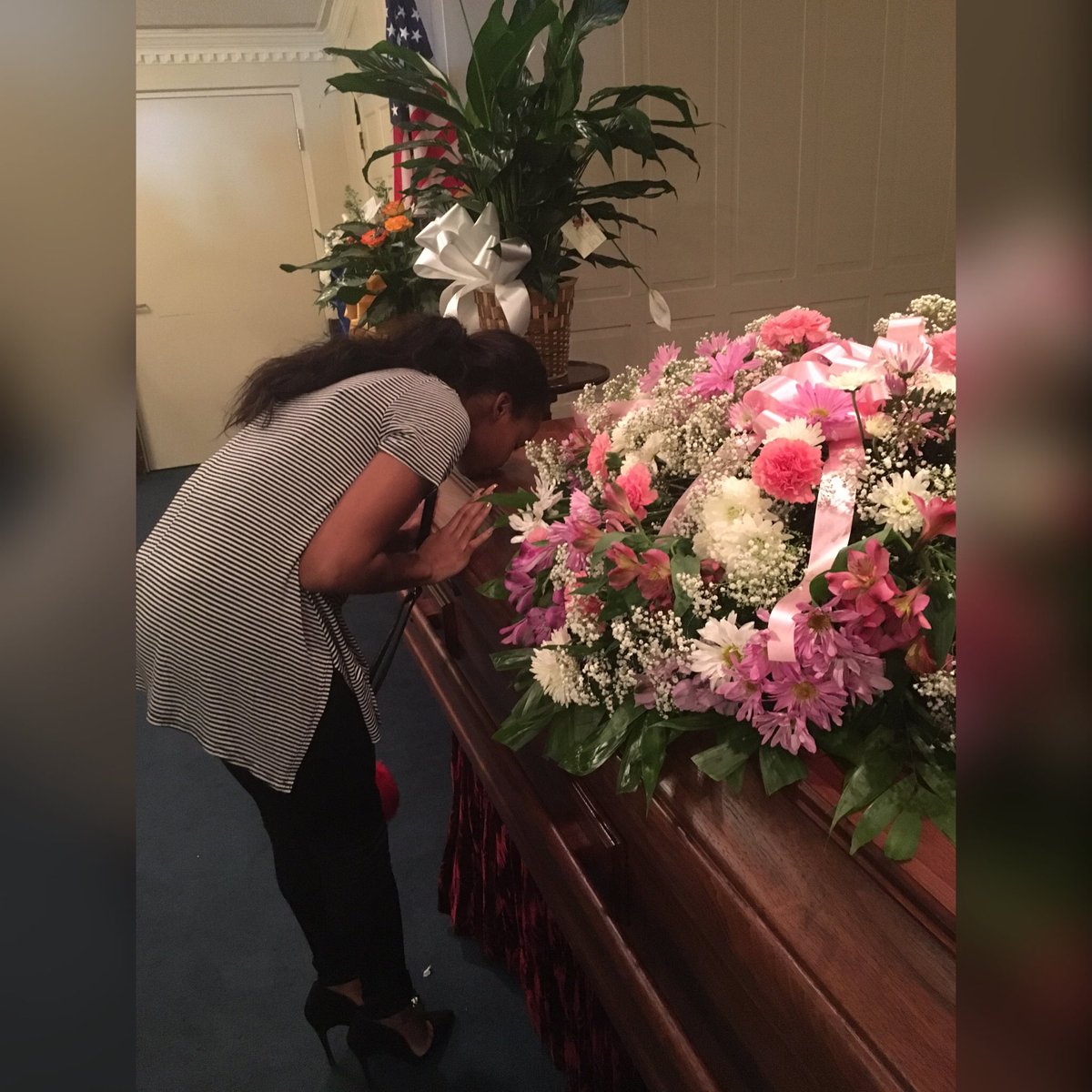 issaroseee's tweet photo. My babygirl is resting now.πΌπ½π #RipDeja https://t.co/qj9IF1lTcd