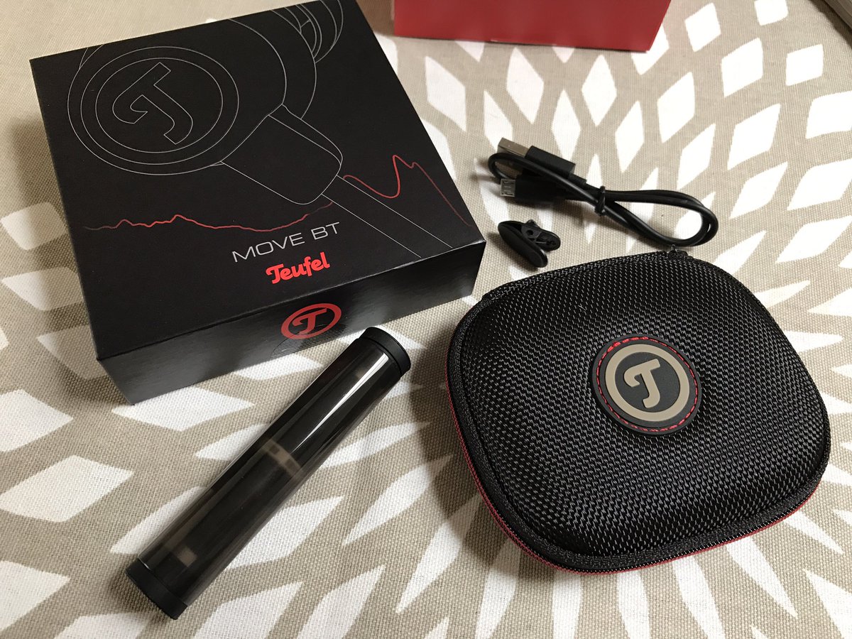 svhennig's tweet photo. Dann wollen wir mal. Danke @TeufelAudio für den 8WochenTest #Bluetooth #headset #MoveBT https://t.co/MzHlnDftZF