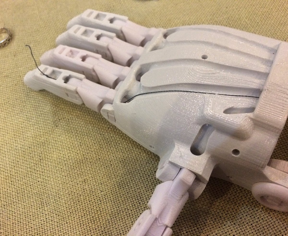 michellelmatias's tweet photo. 1 down, 4 more strings to go   #3Dprinting #eNable #3dprosthesis #nerdzone #unishanoi https://t.co/u5YlcSSe5B