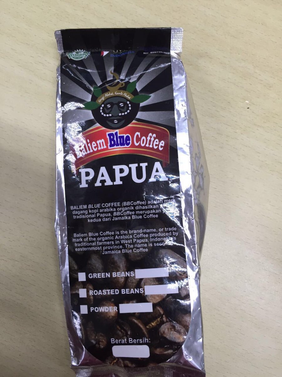 LisaMadhouse's tweet photo. Organic coffee produced in #westpapua at 4500-6500 ft above the sea! #CoffeeIsIndonesia * https://t.co/tN3ia4Qhsd