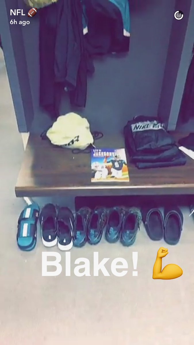 CrocsForCats's tweet photo. @BBortles5 wears @Crocs 🔥🔥🔥 https://t.co/OaqmMQu4fs