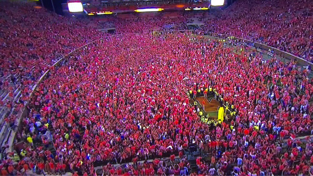 PickSixPreviews's tweet photo. With FSU's loss, Clemson now has the nation's longest active home win streak -- 19 straight in Death Valley https://t.co/TrDAqrsAlm
