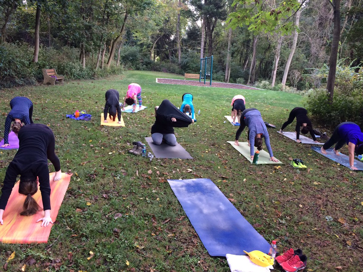 yogadigs's tweet photo. We had a great morning practicing quiet movement &amp; listening to the sounds around us. #HikeandFlow #meditaion https://t.co/R18dJpVa3v