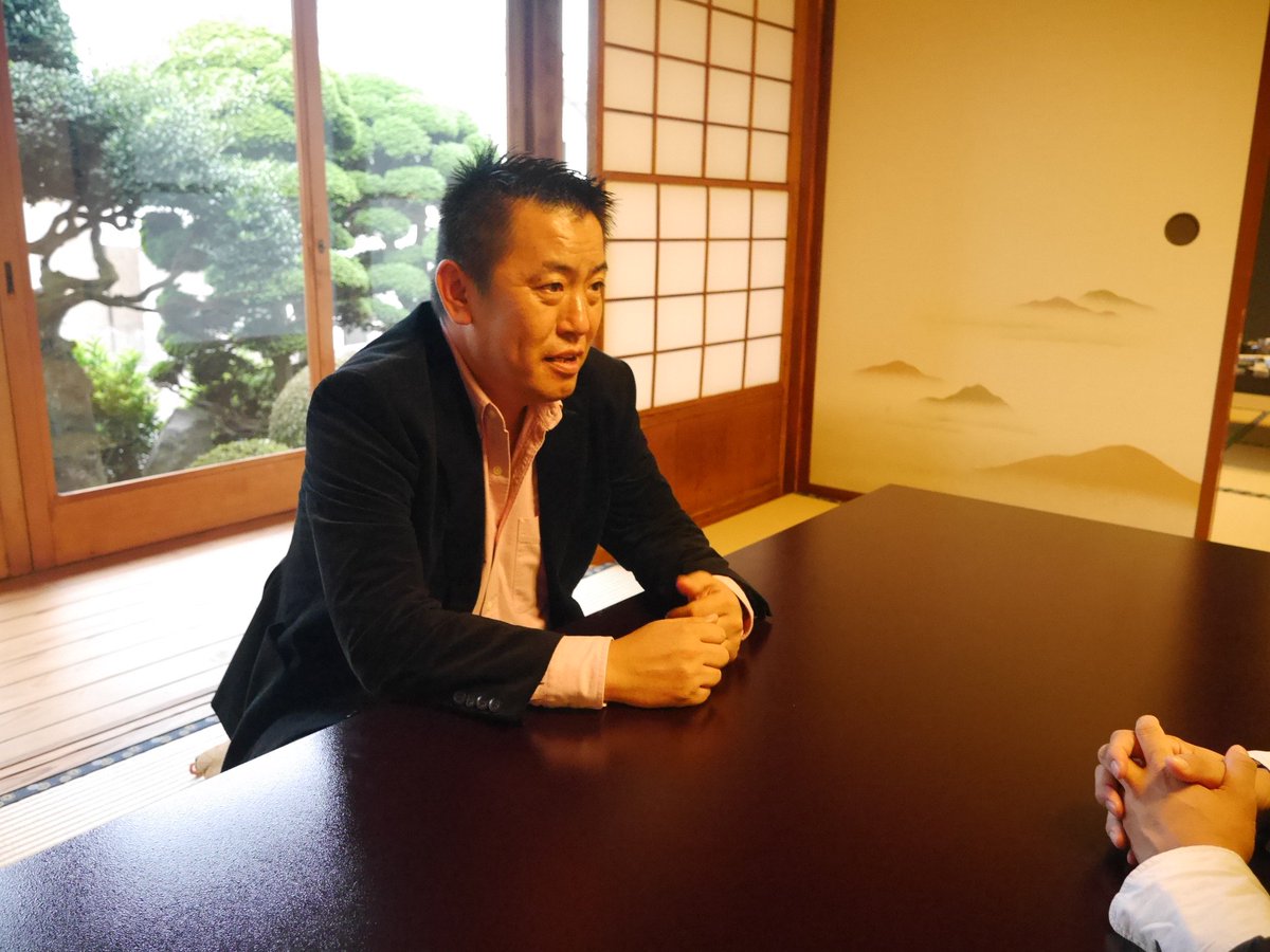 この度株式会社トランプの運送事業部東関東支社とフランチャイズ事業部を任されることとなりました。 ドライバーに寄り添う運送会社を私、宇田大造が作ります。  https://t.co/on2RZg6LkR …/%E9%83%A8%E9%95%B7%E6%8C%A8%E6%8B%B6/