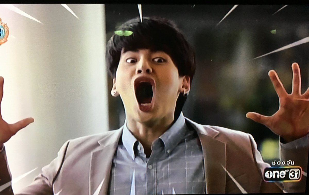 Hunz_isariya's tweet photo. เล่นใหญ่รัชดาลัยเธียเตอร์มาก55555555 #โสดStories https://t.co/0JwdPOWu2Q