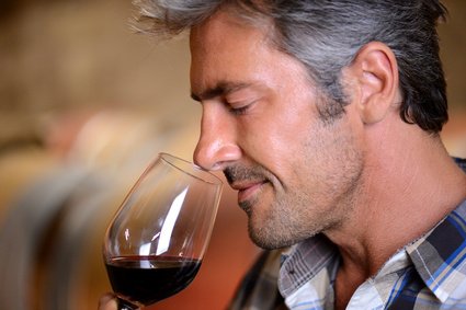 Grand_Francais's tweet photo. Tasting: to avoid the hasty judgments, the best is to savour #wines blind. https://t.co/vM78V34mGA https://t.co/VfH1ZaP5l6