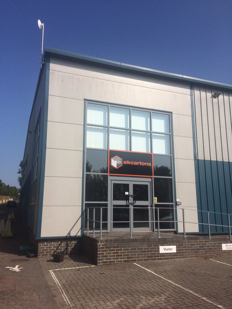 omega_windows's tweet photo. @SapaBldgSystem #elegance52 #curtainwall supplied and installed by Omega. For your #Kent project contact us today!  https://t.co/v7yhIYQQQ9… https://t.co/doPED0IEYF