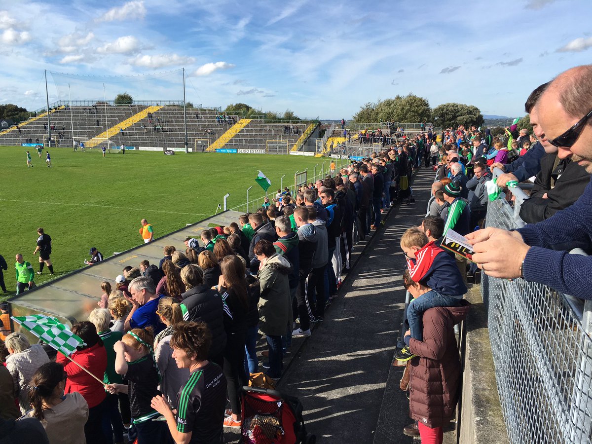 GAA_2026's tweet photo. Slua mór i bPáirc Markievicz Highlights of the @sligogaa county final between @StMarysGAASligo &amp; @TourlestraneGaa on #GAA2016 Mon 8.30 #TG4 https://t.co/OrriD9XKue