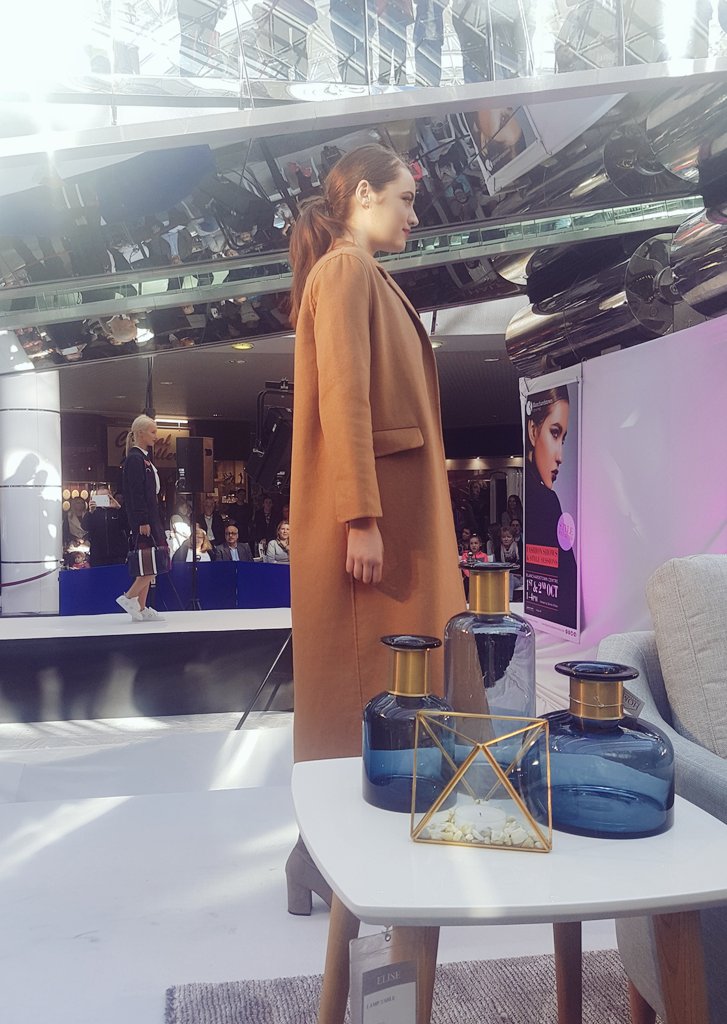 1stoptionmodels's tweet photo. Lovely overcoats selection for the  style weekend @blanchcentre styled by the one and only  @Julesmodelagent #BlanchStyle #1stOptionModels https://t.co/2ECcwpKJyt