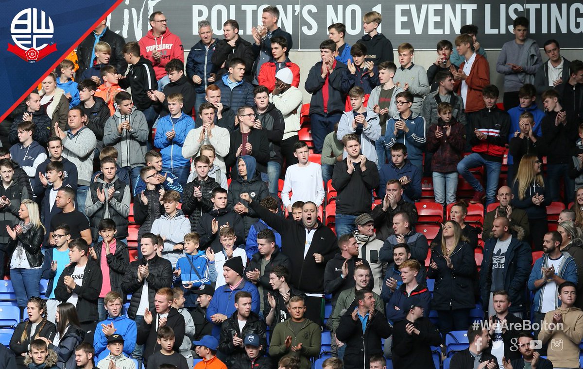 OfficialBWFC's tweet photo. πΈ Has your photo been included in #BWFC's latest gallery of supporters' matchday photos? Take a look here Β» https://t.co/Haxh7K7SfX #BOLvOXF https://t.co/QkZO85B4kM