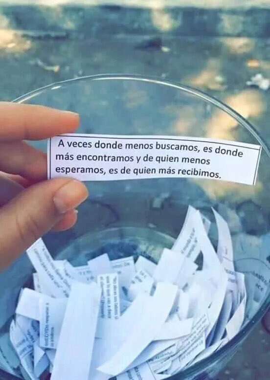 locaporagustin's tweet photo. Buen día 
#AgustinMaramaTrendy 
#KCAArgentina https://t.co/WbaKwm7Ya1