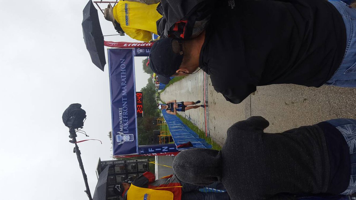 mkelfmarathon's tweet photo. 2nd place crosses the finish line #lfm2016 https://t.co/H3DmZjf6IW