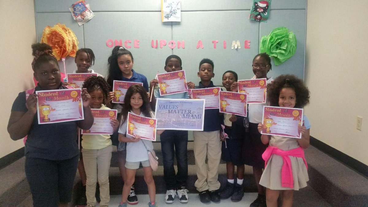 Lakeview_Elem's tweet photo. Lakeview Elementary #ValuesMatter https://t.co/7ZgE33vVtS