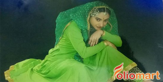 foliomart's tweet photo. Debi Banerjee is a prominent #KathakDancer and #DanceTeacher from Kolkata - Visit https://t.co/omfCWM2lMc https://t.co/z5s0wkSGco