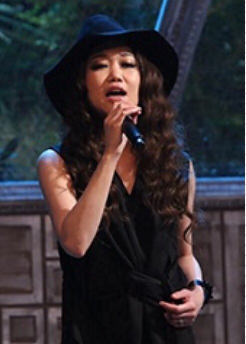 SMAP_SMAP__'s tweet photo. 10月3日(月) 22:00～

■BISTRO SMAP
　ゲスト：東京都知事　小池百合子さん

■S．LIVE！
　ゲスト：JUJUさん https://t.co/yYRvgVQvuX