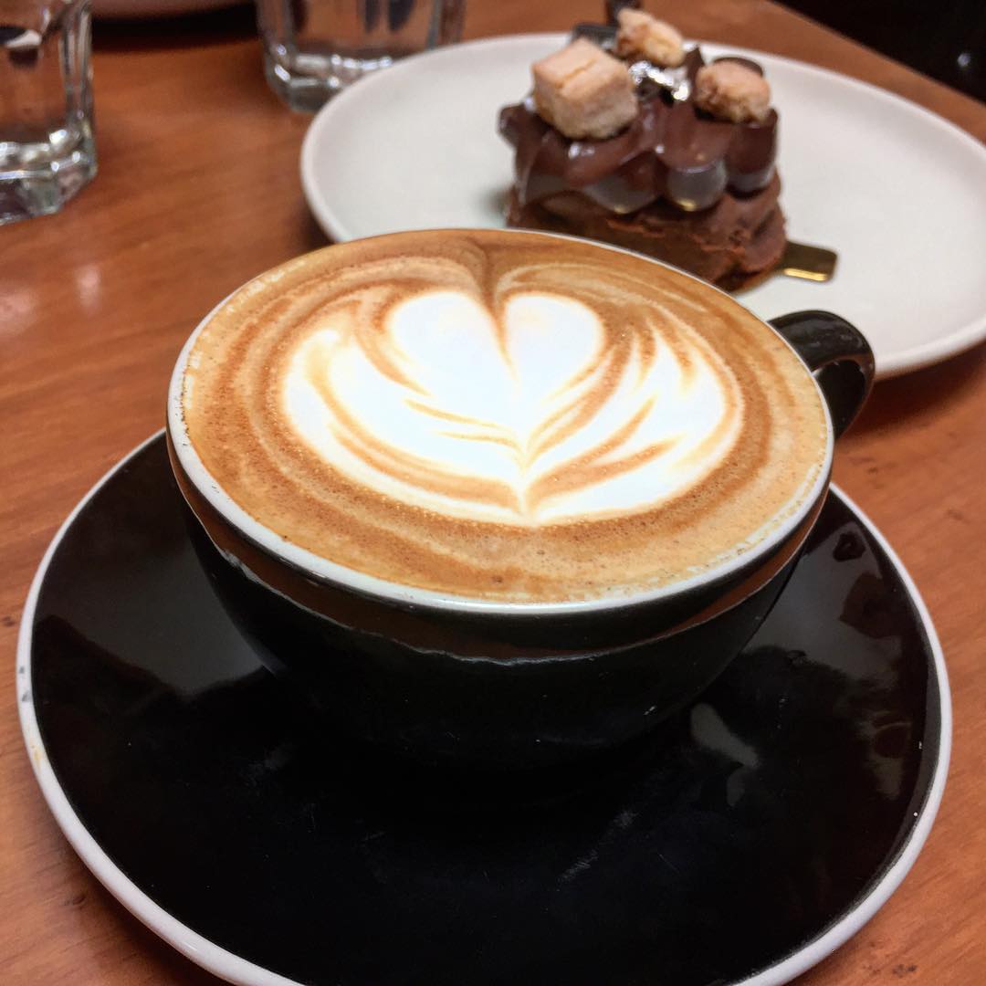cromulentcoffee's tweet photo. #cromulentcoffee at @lemaraisbakery. #cappuccino #coffee #latteart #☕️ #sf #sanfrancisco https://t.co/sLI7eTrR2n https://t.co/nO3mSylaMV
