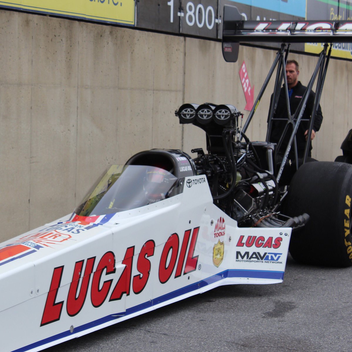 Wasn't our day today. <a href="/richiecrampton/">Richie Crampton</a> runs 3.778 at 319.98 mph but falls in E1. #NHRAonFOX #KeystoneNats