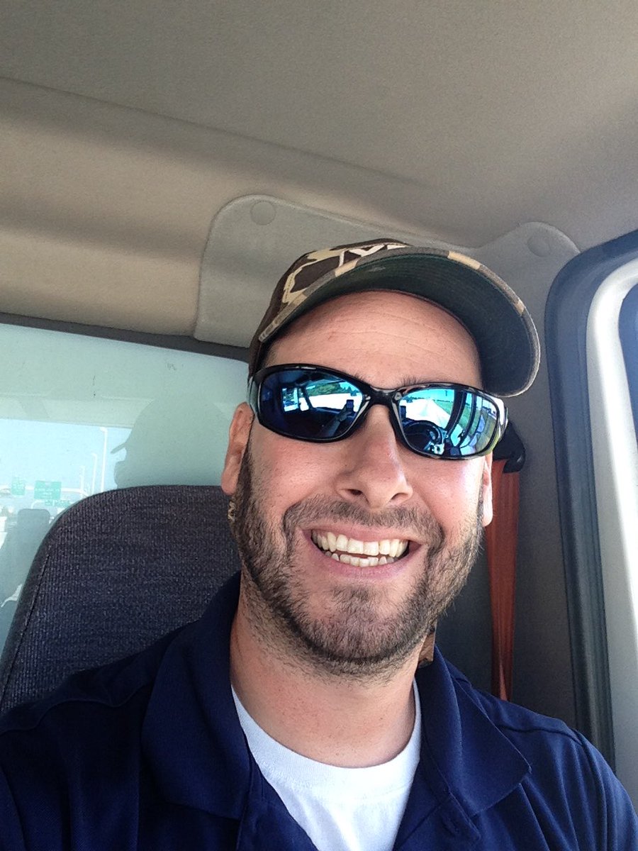 protransportFL's tweet photo. Ready for the @Broncos today! #nfl #tampabay #football #florida #protranSPORT https://t.co/sTt8PM4jB6