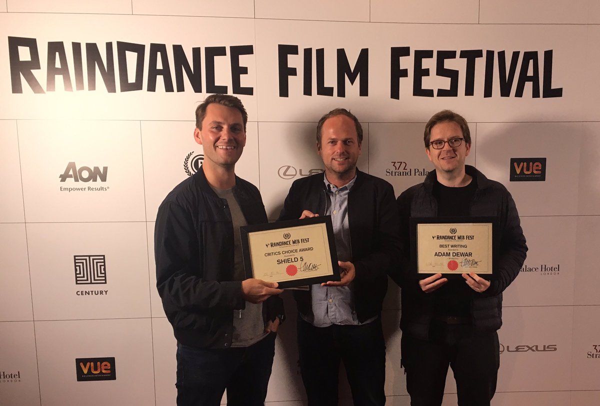 shieldfive's tweet photo. Critics Choice Award &amp; Best Writer 🏆🏆 https://t.co/et0muBfQ2Z