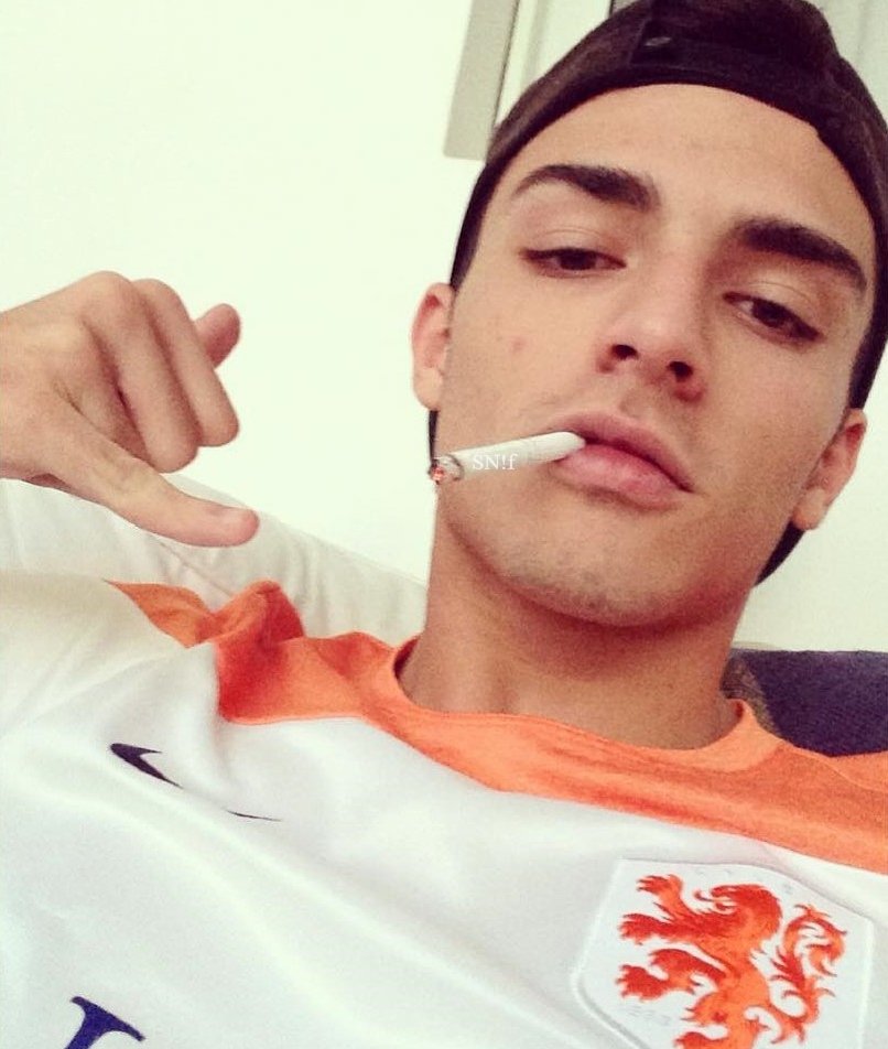 snifshell's tweet image. 🚬🍺✔