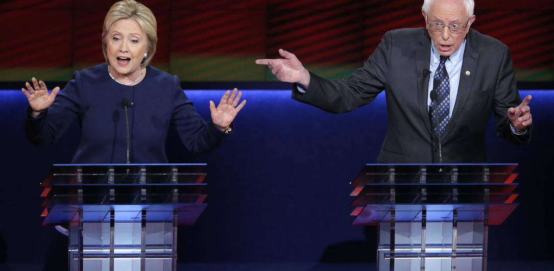 Republicans's tweet photo. WARNING: Very Awkward! @BernieSanders struggles to defend @HillaryClinton https://t.co/h0MyabmLHT https://t.co/0qH7Y63rir