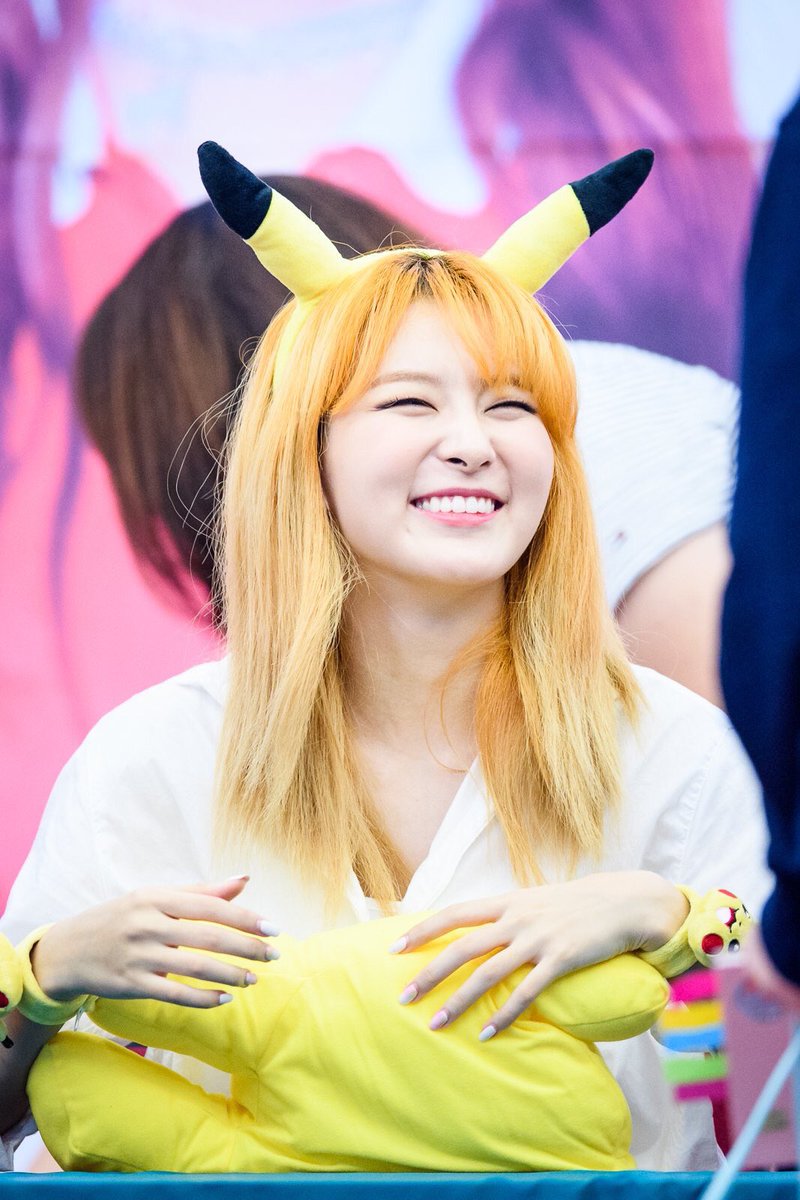 jinhwantwt's tweet photo. seulgi (n.) : owner of jinhwan's heart. https://t.co/KMGNO0CggS