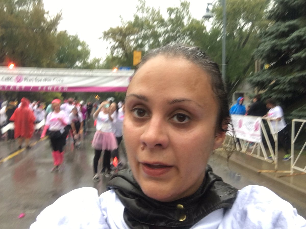 cvegnad's tweet photo. A little wet but completed! #CIBCRunfortheCure @CBCF @CBCF_BHO https://t.co/p6PousytZ9