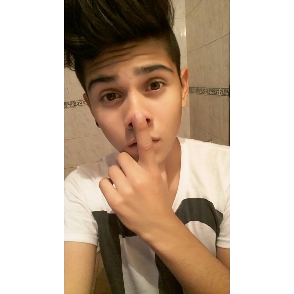 DanielOliveraOk's tweet photo. Soy un 👉 🐷 https://t.co/8ygC3UW8p7