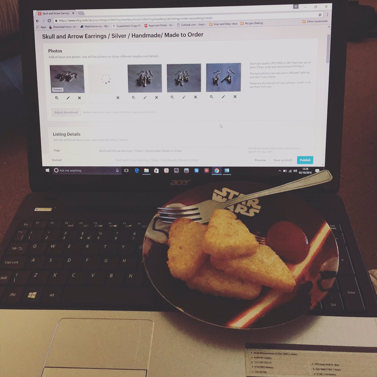 Grumpss_'s tweet photo. Spending my Sunday updating my #Etsy store! #LittleTinyJewellery #LittleTiny #GettingReadyForChristmas #ChristmasPresents #HandmadeJewellery https://t.co/nwxRXmP3Pt