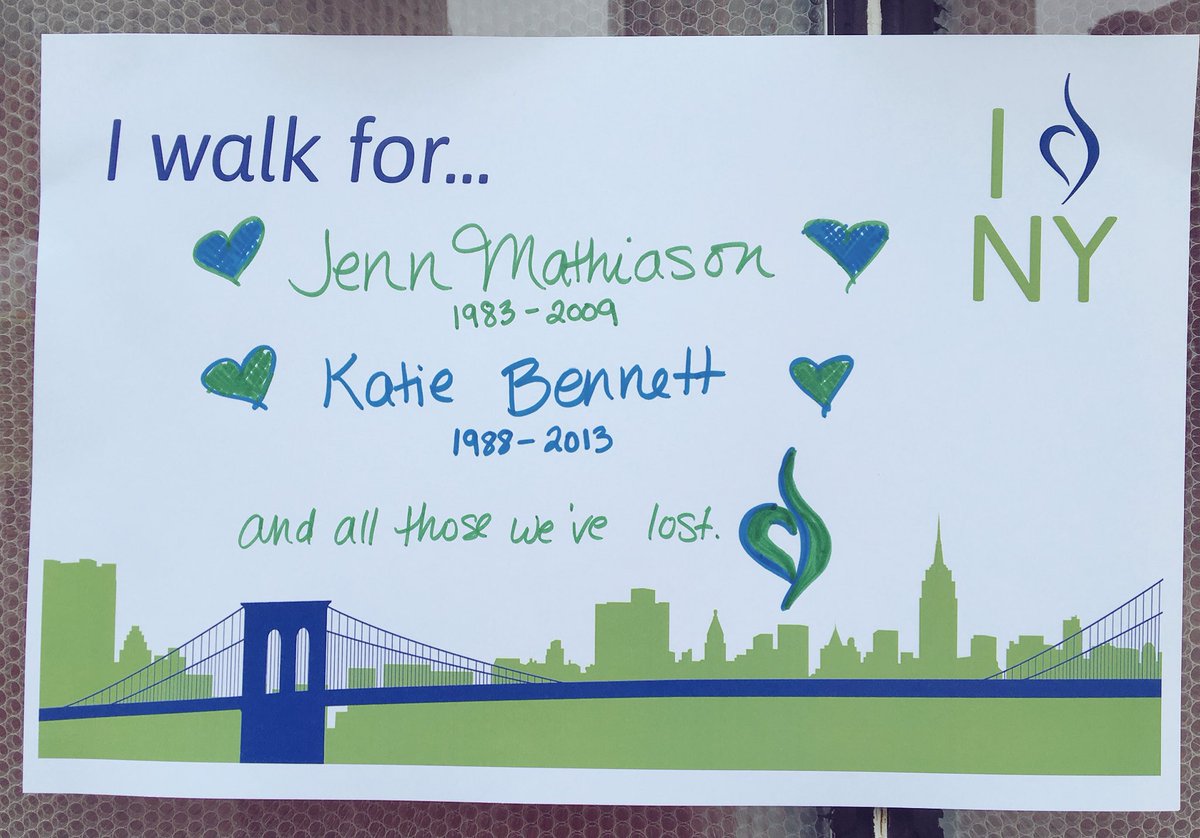 _middle_ground's tweet photo. For Jenn (@mshadowsspirit), Katie (#KMBforanswers), &amp; all we've lost. #NYC #NEDAWalk @NEDAstaff https://t.co/Gcul7LaYVU